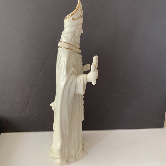 MIKASA FINE PORCELAIN HOLIDAY ELEGANCE 11" CHRISTIANITY FIGURINE - Picture 7 of 13